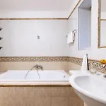 Turnkey I Old Town 5br Loft Apartament *