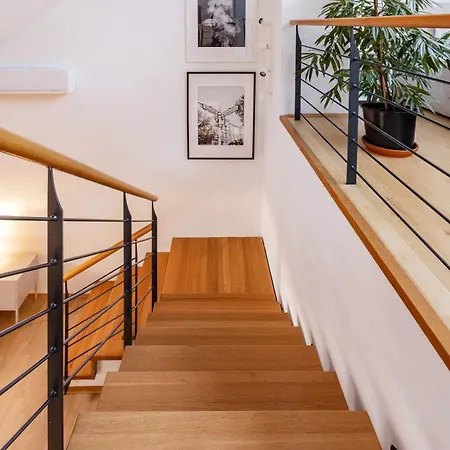 Turnkey I Old Town 5br Loft Appartement *