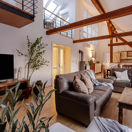 Lejlighed Turnkey I Old Town 5br Loft *
