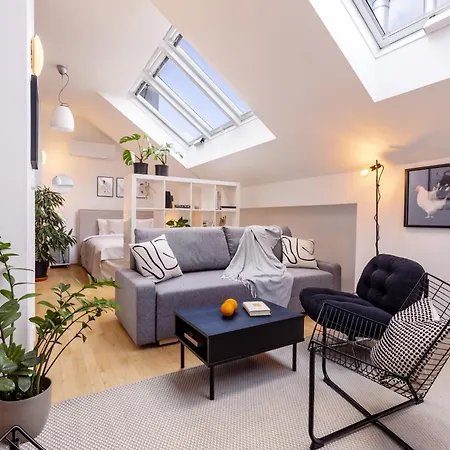 Turnkey I Old Town 5br Loft *